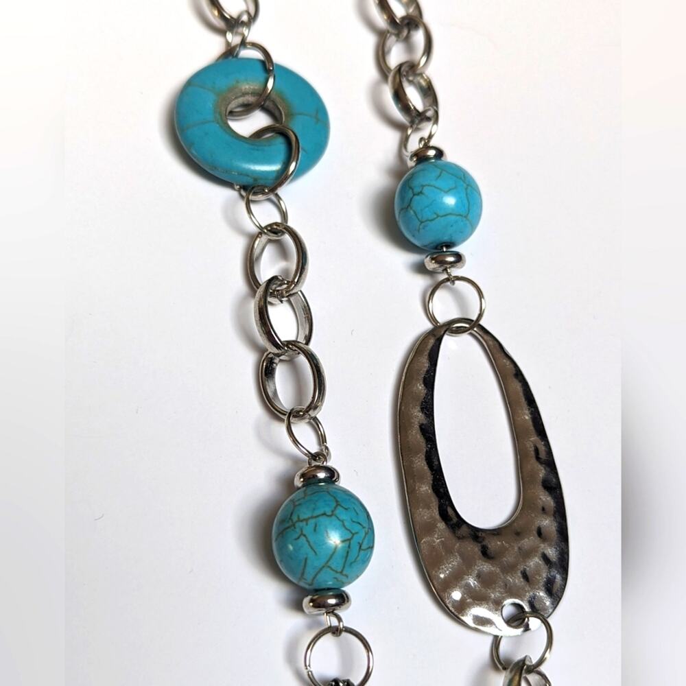 Long Silver Tone Chain Faux Turquoise Hammered Metal Necklace Bracelet Set - Picture 3 of 3